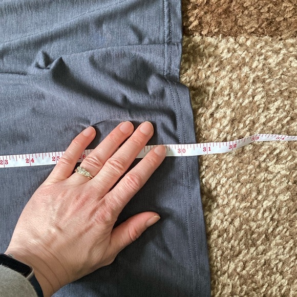 Red Coral Elegant Blue Tunic Top with Flowing Silhouette - Picture 12 of 14